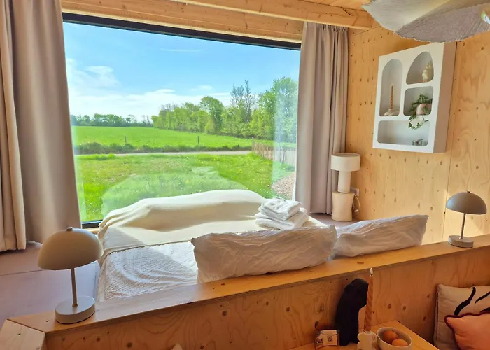 New! Tiny House Lantliv Oostkapelle, Met Weidezicht